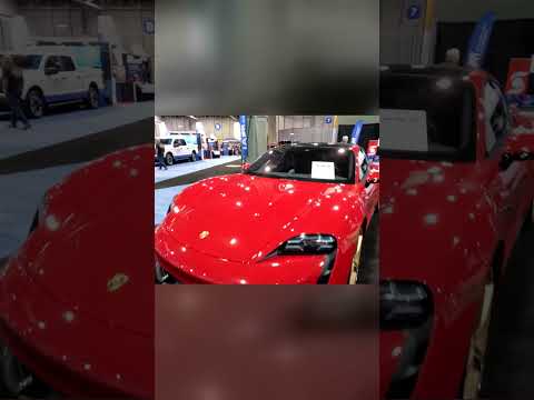 More information about "Video: Porsche et Lexus RZ 450E au salon de Québec #aveq #voitureelectrique #salonmobil"