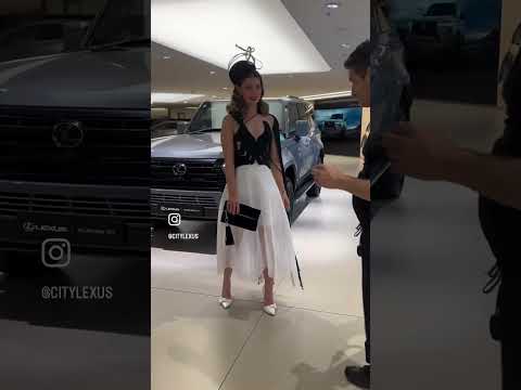 More information about "Video: SPRING RACING READY with Melbourne City Lexus #cupcarnival #springfashion #fashiondesigner"